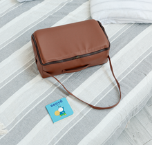 Načítať obrázok do zobrazovača galérie, Prenosná detská postieľka - prebaľovacia posteľ